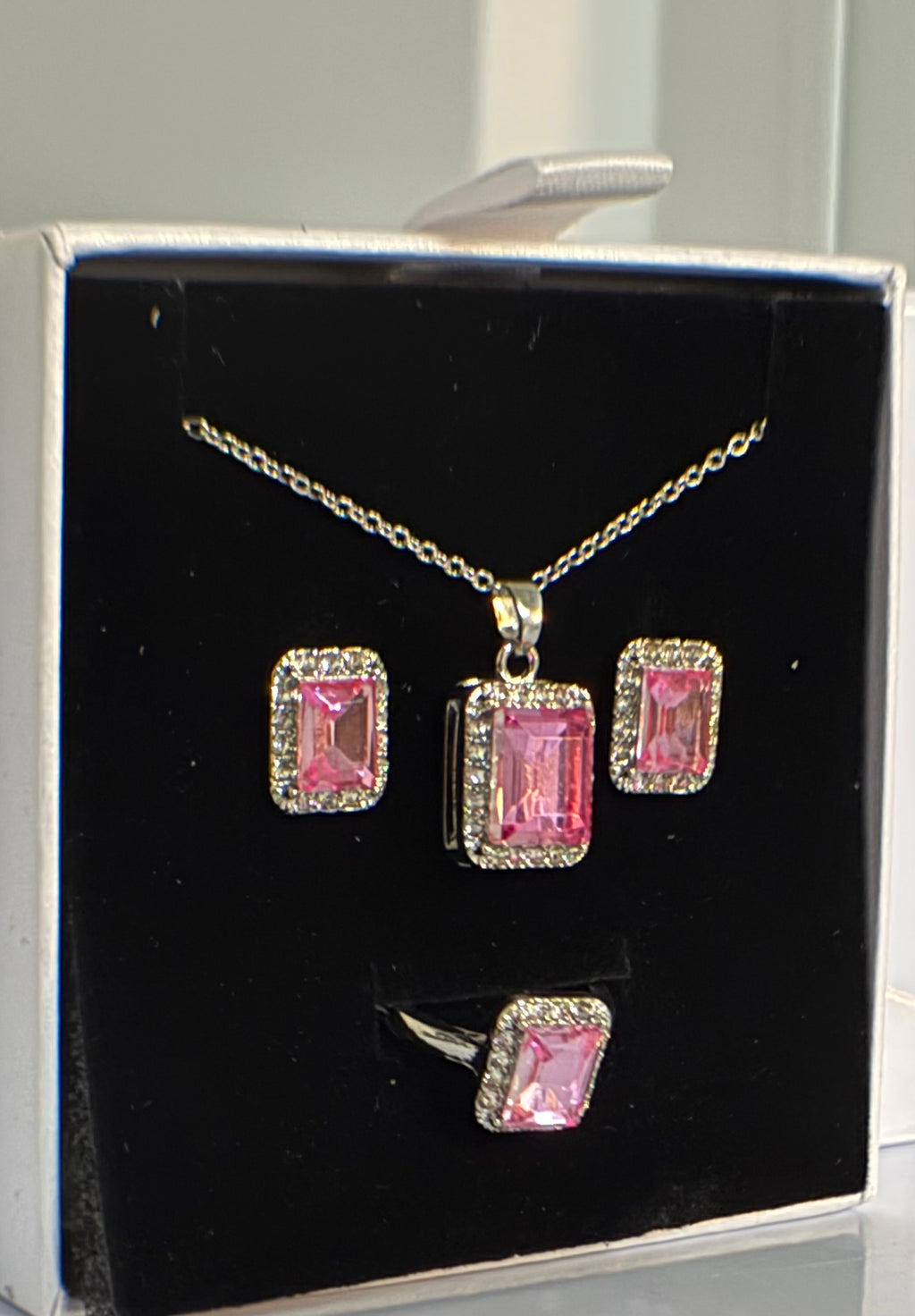 SQUARE PINK SPARKLE JEWELRY SET