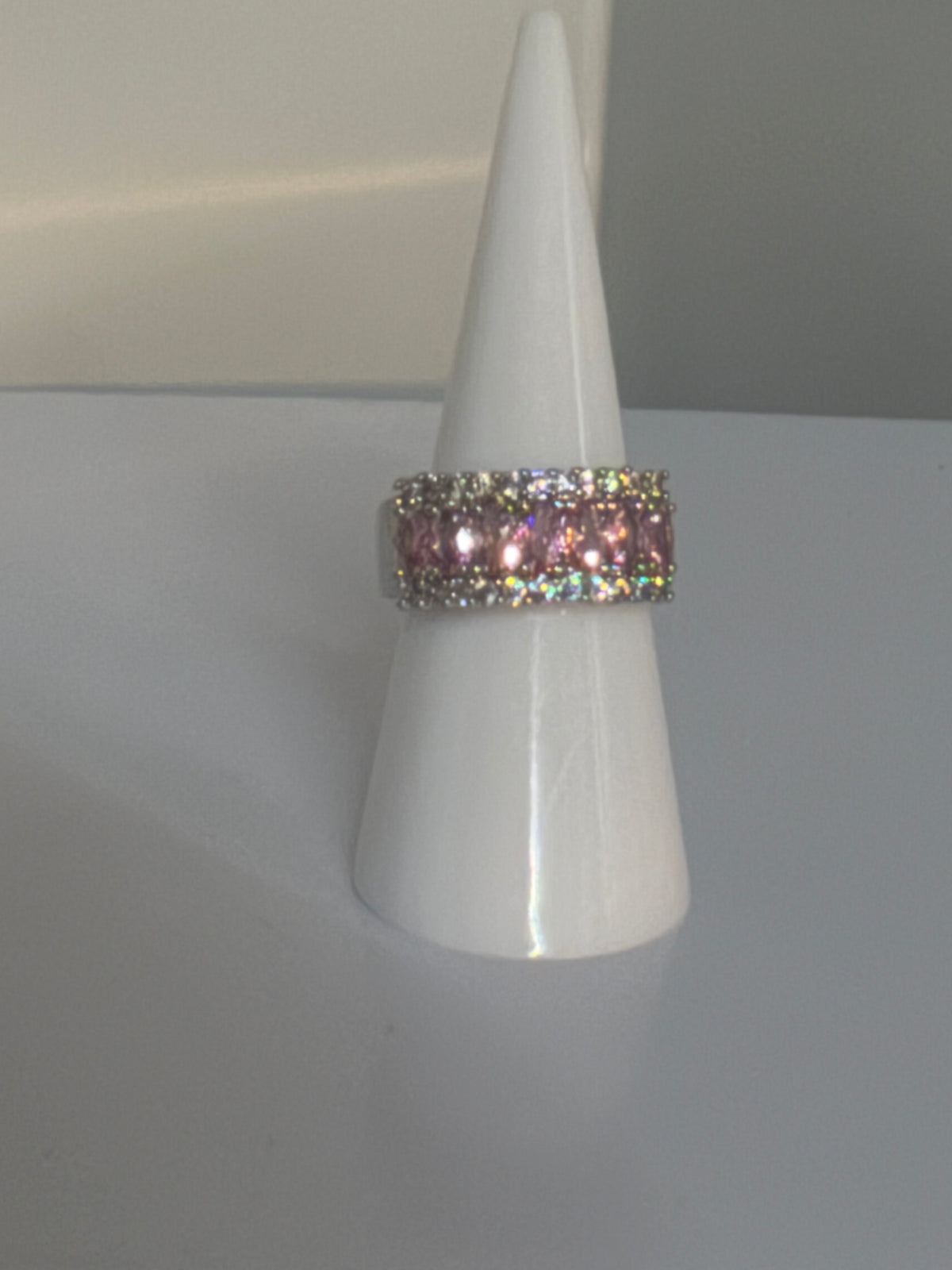 CLEAR CUBIC SYNTHETIC ZIRCONIA WAVE BAND SIZE 7