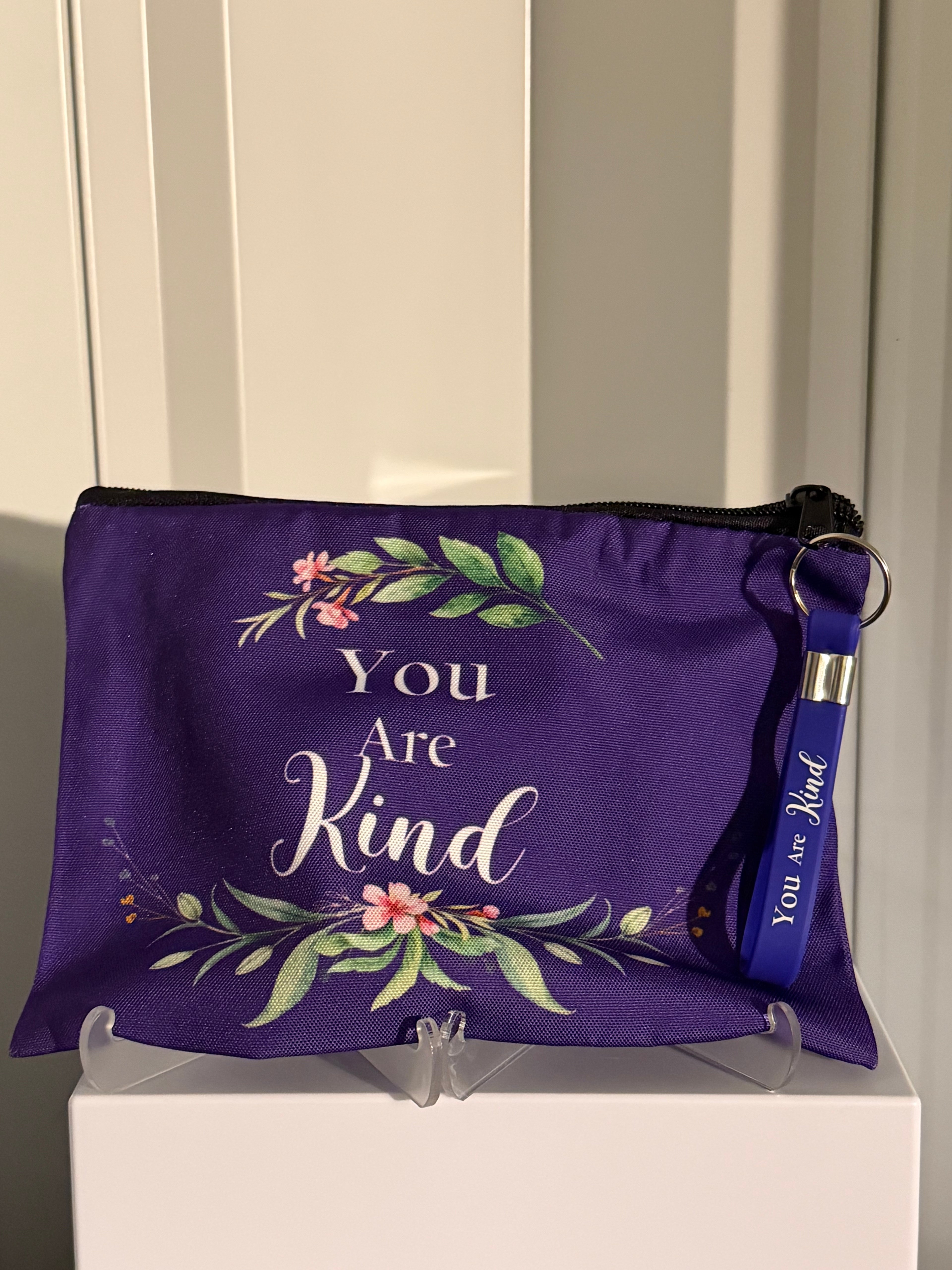MOTIVATIONAL CANVAS MAKEUP BAG WITH KEYCHAIN