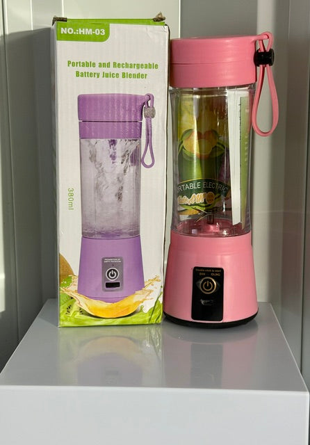 PORTABLE AND RECHARGEABLE BATTERY BLENDER